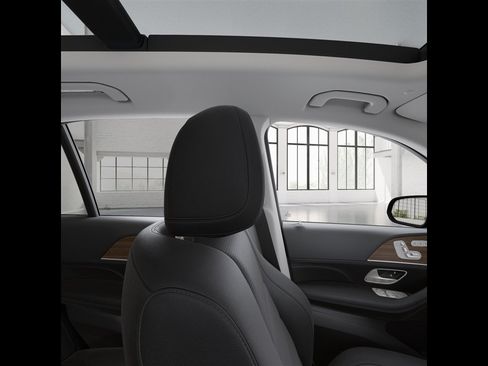 Certified 2025 Mercedes-Benz GLE 350 4MATIC image 43