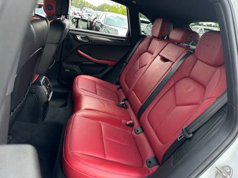 Used 2017 Porsche Macan GTS AWD/4WD image 20