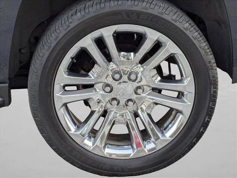 Used 2018 GMC Yukon SLT w/ Premium Edition image 26