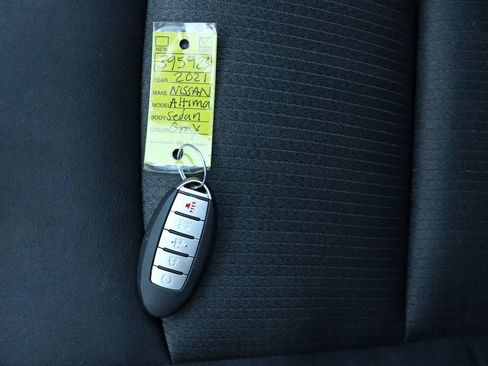 Used 2021 Nissan Altima 2.5 SV FWD image 43