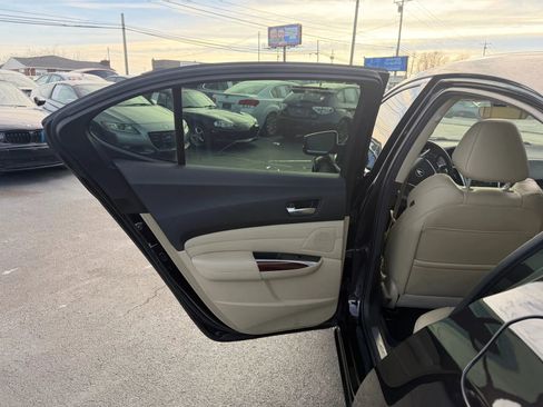 Used 2015 Acura TLX V6 w/ Technology Package image 34