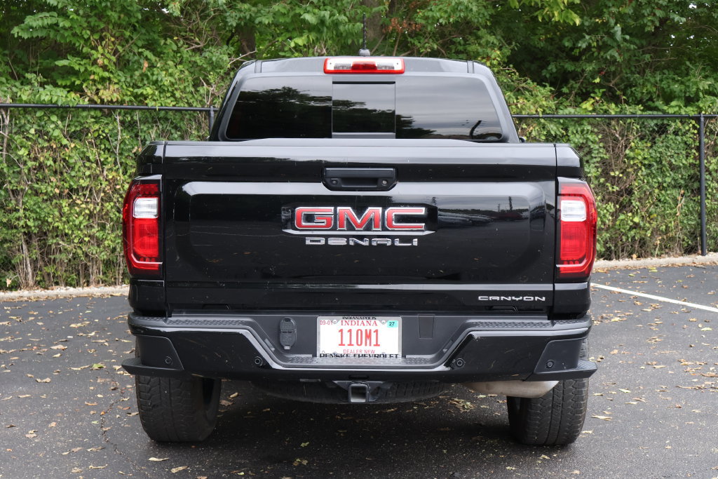 Certified 2025 GMC Canyon Denali AWD/4WD image 9