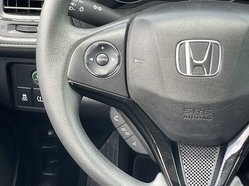 Used 2022 Honda HR-V LX image 12