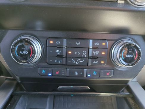 Used 2021 Ford F350 Platinum AWD/4WD image 22