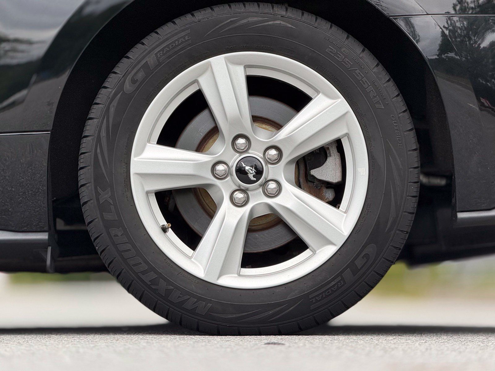Used 2019 Ford Mustang Coupe RWD image 19