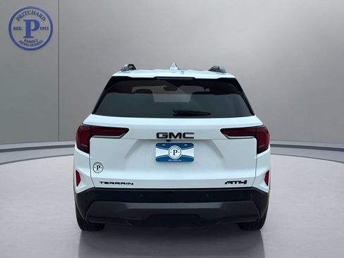 Used 2026 GMC Terrain AT4 w/ Convenience Package III AWD/4WD image 6