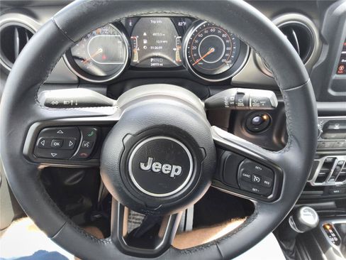 Used 2018 Jeep Wrangler Unlimited Sport S AWD/4WD image 32