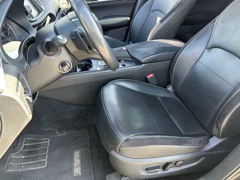 Used 2019 INFINITI QX50 Essential w/ Sensory Package FWD image 22