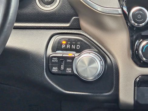 Used 2022 RAM 1500 Laramie AWD/4WD image 14