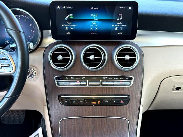 Used 2022 Mercedes-Benz GLC 300 4MATIC image 28
