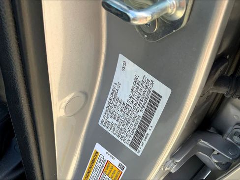 Used 2023 Acura Integra FWD image 35