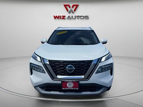Used 2021 Nissan Rogue SV w/ Premium Package AWD/4WD image 8
