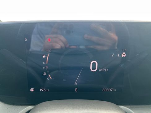 Used 2025 Buick Encore GX Preferred image 11