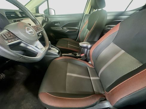Used 2024 Nissan Versa SR FWD image 13