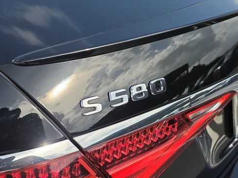 Used 2023 Mercedes-Benz S 580 4MATIC Sedan image 6