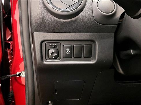 Used 2020 Mitsubishi Mirage ES image 15