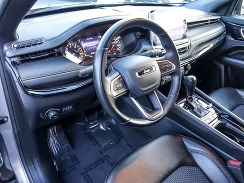 Used 2022 Jeep Compass Altitude w/ Convenience Group image 11