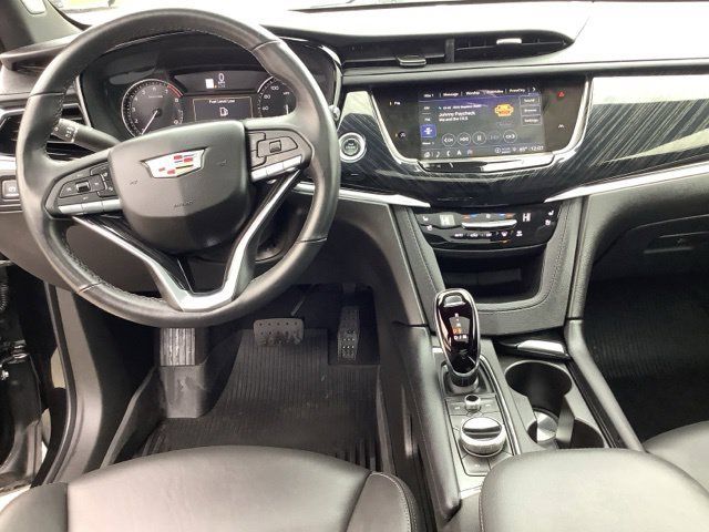 Used 2024 Cadillac XT6 Premium Luxury w/ LPO, Floor Liner Package AWD/4WD image 9
