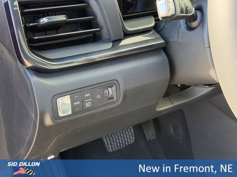 New 2026 GMC Terrain AT4 w/ Convenience Package III AWD/4WD image 13