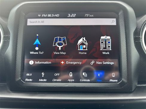 Used 2018 Jeep Wrangler Unlimited Sahara image 20