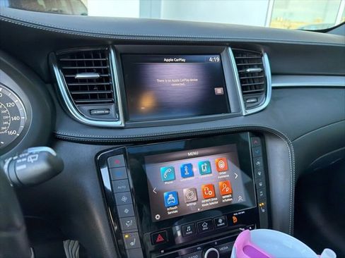 Used 2021 INFINITI QX50 Luxe w/ Appearance Package image 6