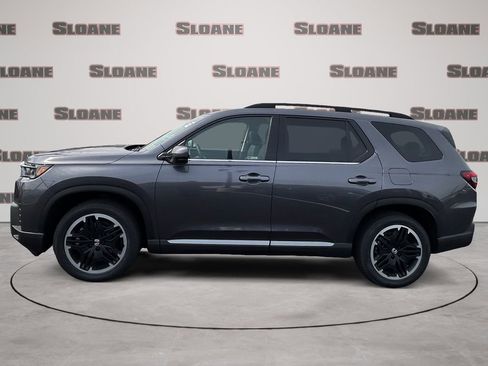 New 2026 Honda Pilot Touring image 2