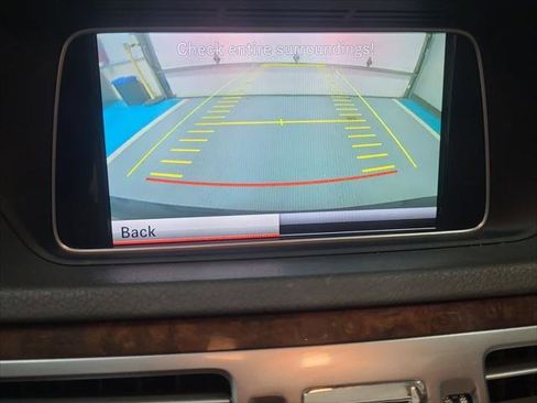 Used 2014 Mercedes-Benz E 350 4MATIC Wagon w/ Premium 1 Package image 21