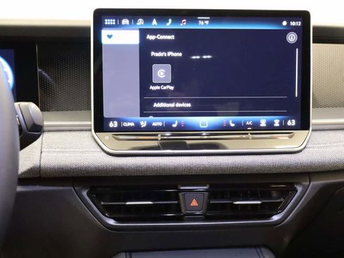 Certified 2025 Volkswagen Tiguan S image 9