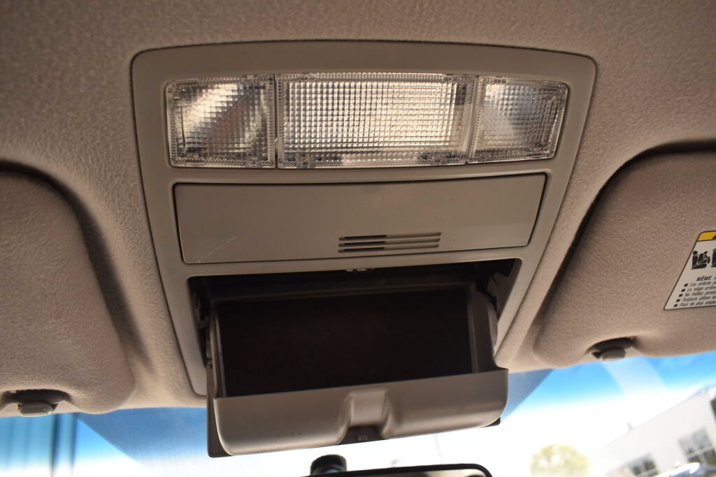 Used 2009 Toyota Camry LE FWD image 15