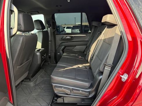 Used 2025 Chevrolet Tahoe RST w/ Comfort Package AWD/4WD image 24