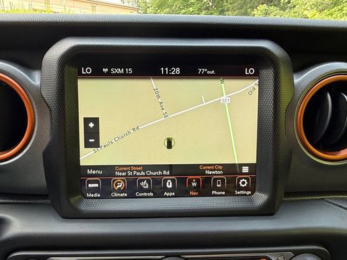 Used 2023 Jeep Gladiator Mojave w/ LED Lighting Group AWD/4WD image 25