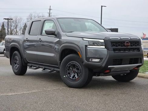 New 2026 Nissan Frontier PRO-4X image 2