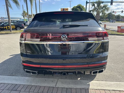New 2026 Volkswagen Atlas Cross Sport SEL Premium R-Line image 7