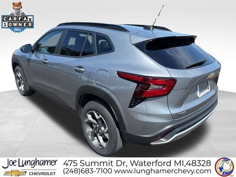 Used 2024 Chevrolet Trax LT w/ Driver Confidence Package FWD image 6