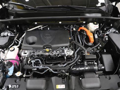 Used 2024 Toyota Venza Nightshade image 32