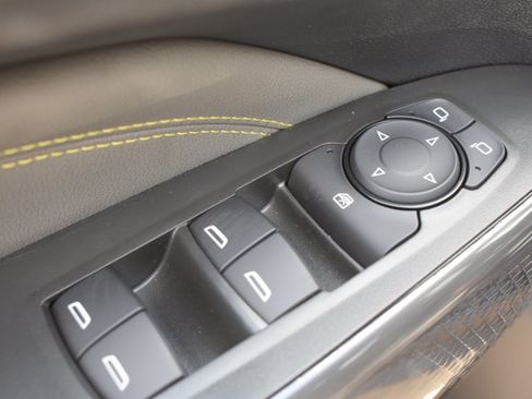 New 2026 Chevrolet Trax ACTIV w/ Driver Confidence Package FWD image 13