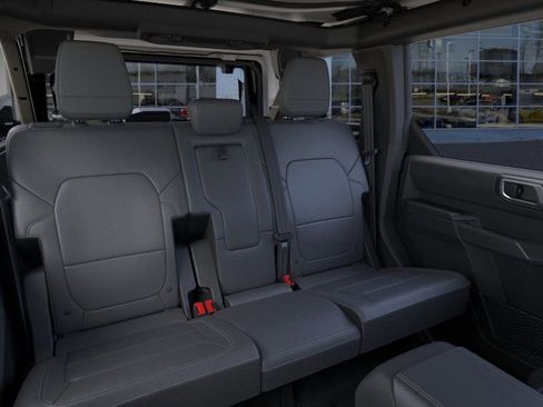 New 2025 Ford Bronco Badlands image 12