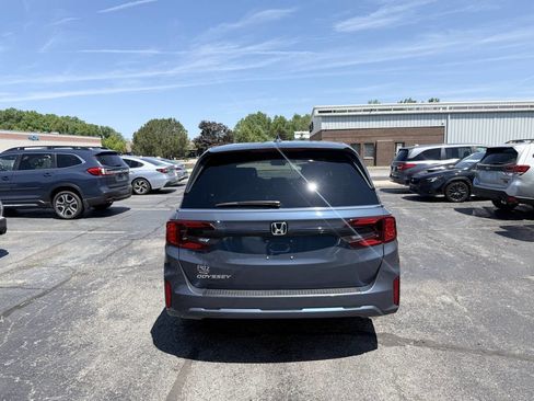 Used 2025 Honda Odyssey EX-L image 7