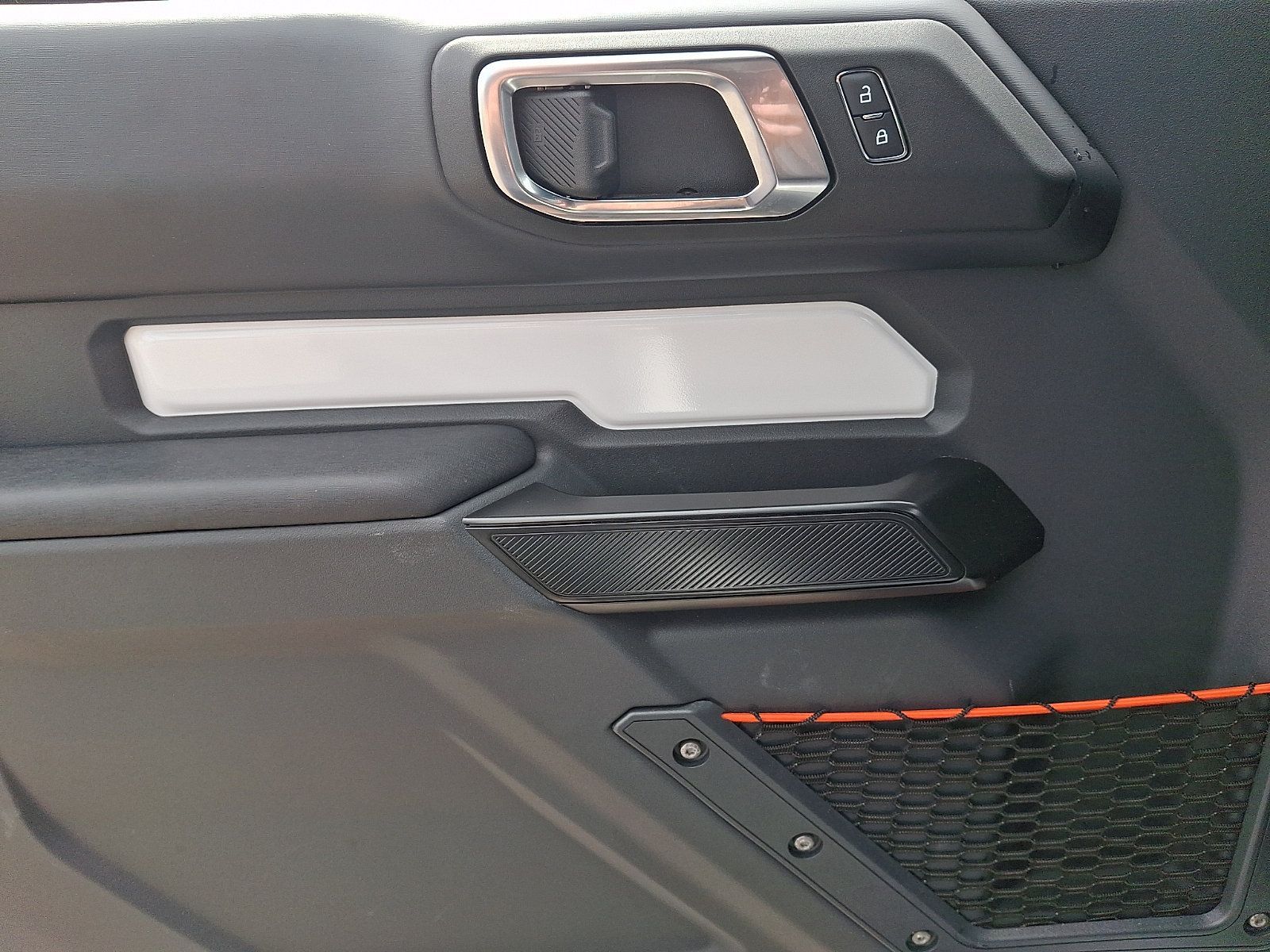 Certified 2025 Ford Bronco Stroppe Edition AWD/4WD image 18