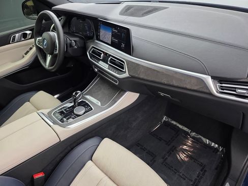 Certified 2022 BMW X5 xDrive45e w/ M Sport Package AWD/4WD image 29
