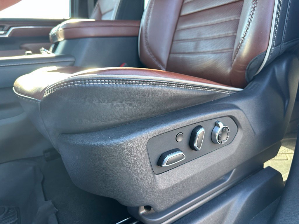 Used 2024 GMC Sierra 2500 Denali Ultimate AWD/4WD image 42