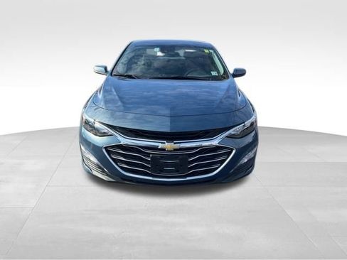 Used 2024 Chevrolet Malibu LT image 2