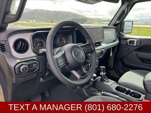 New 2026 Jeep Gladiator Sport AWD/4WD image 13