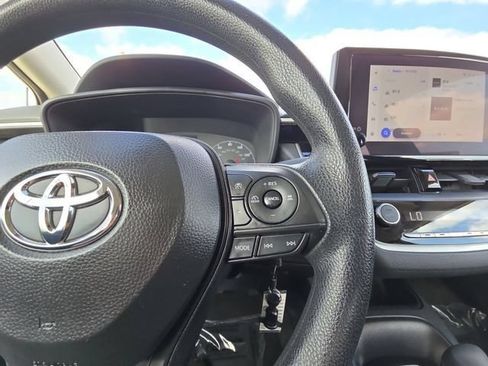 Used 2024 Toyota Corolla LE FWD image 12