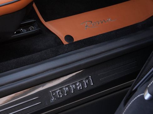 Used 2023 Ferrari Roma image 23