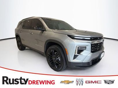 Certified 2025 Chevrolet Traverse LT w/ Driver Confidence Package