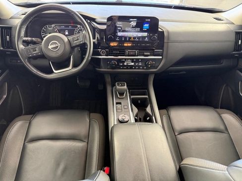 Used 2023 Nissan Pathfinder SL AWD/4WD image 20