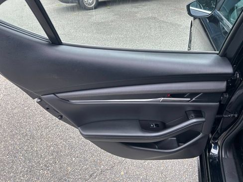 Used 2025 MAZDA MAZDA3 s Sport FWD image 24