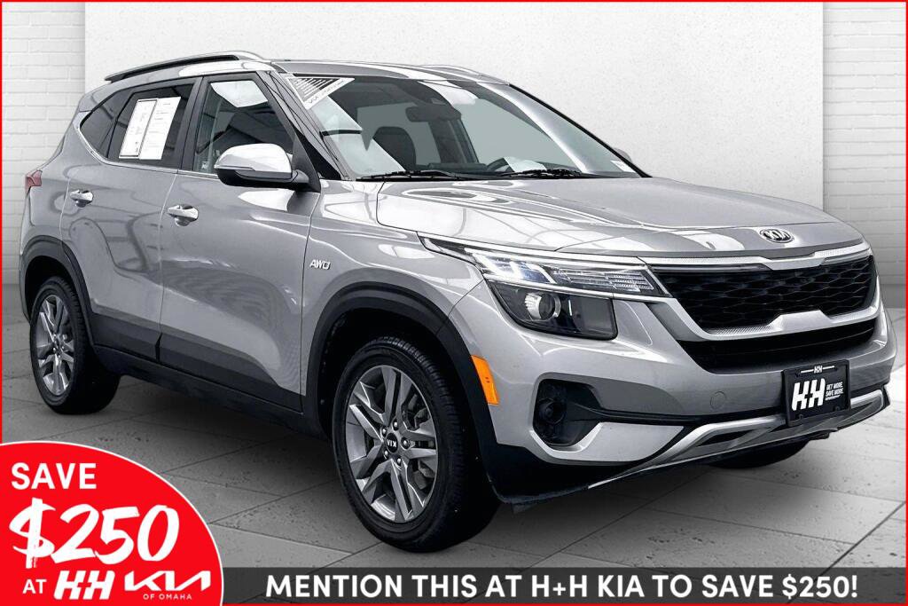 Used 2021 Kia Seltos S AWD/4WD image 1