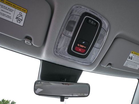 Used 2024 Hyundai Kona SE AWD/4WD image 33